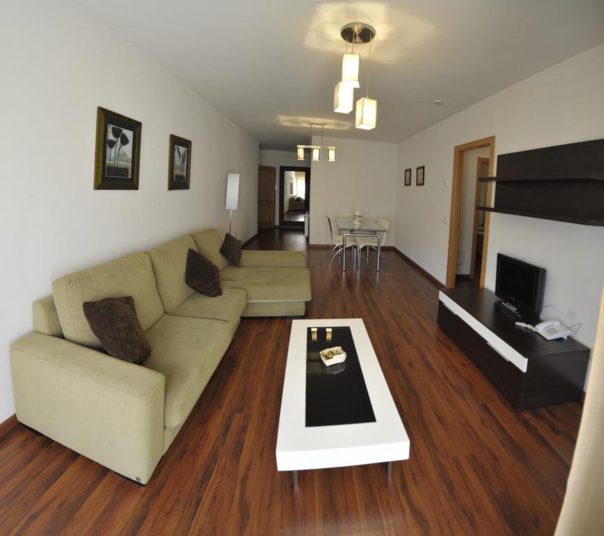 Apartamentos Turisticos Veladiez La Lastrilla Phòng bức ảnh