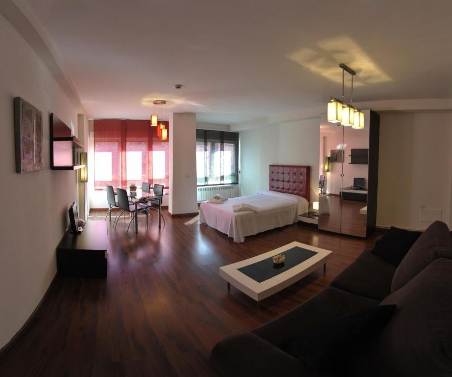 Apartamentos Turisticos Veladiez La Lastrilla Ngoại thất bức ảnh