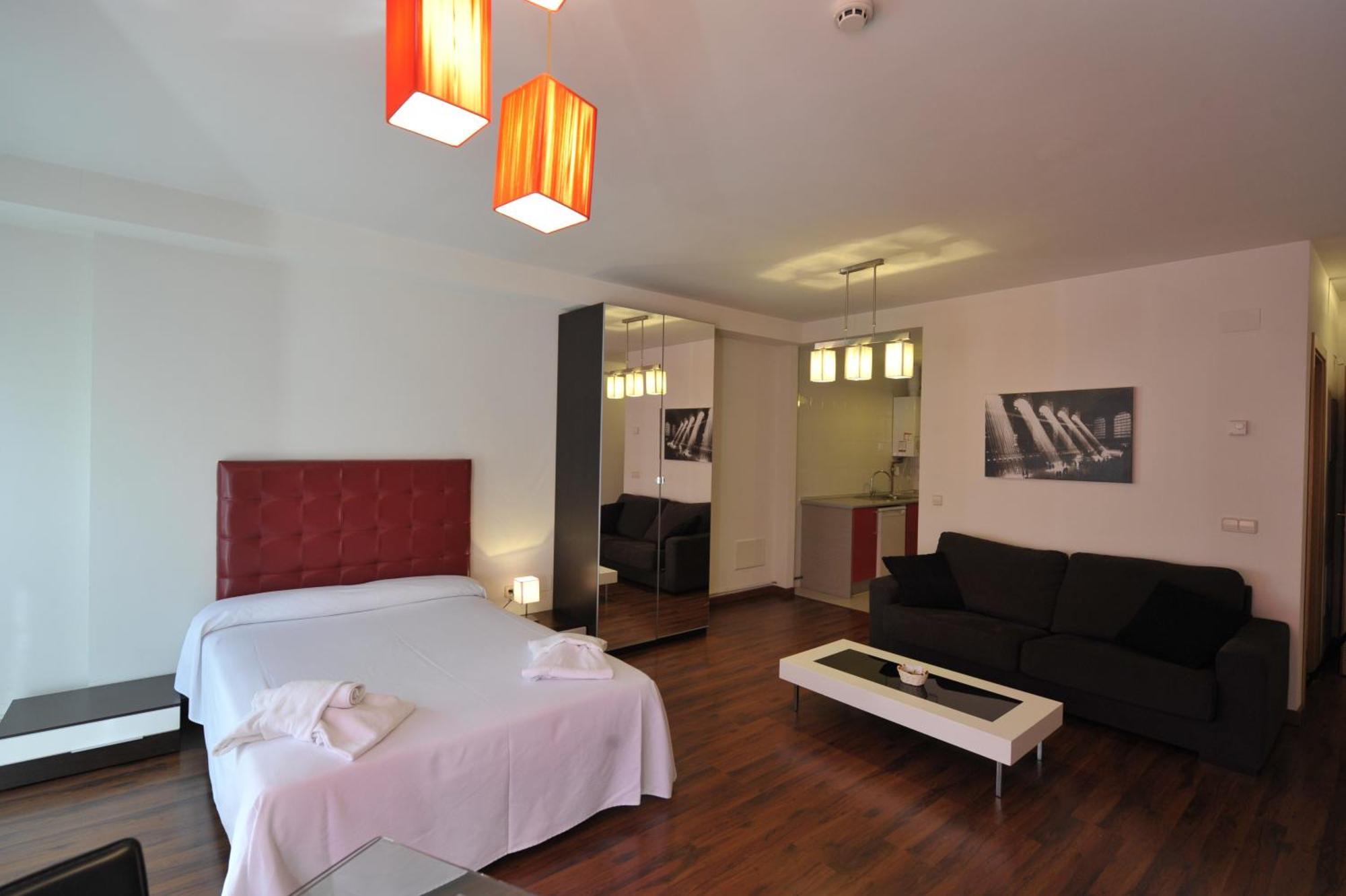 Apartamentos Turisticos Veladiez La Lastrilla Ngoại thất bức ảnh